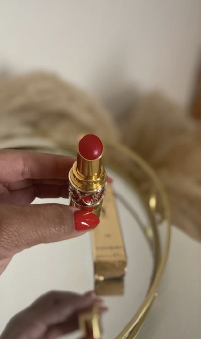 Batom Ysl rouge volupté shine