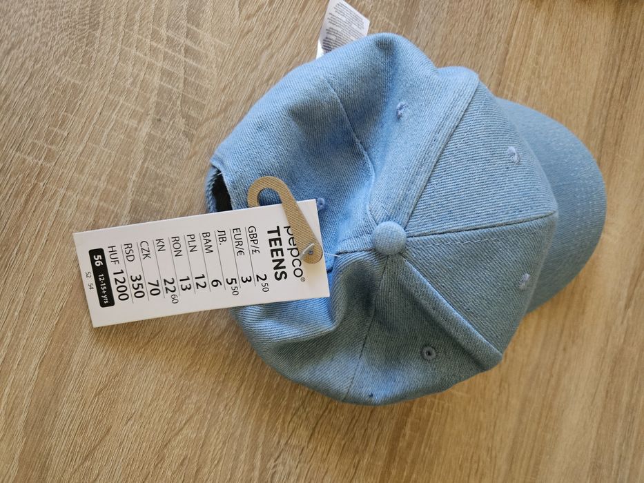Czapka z daszkiem nowa rozmiar 56 cm