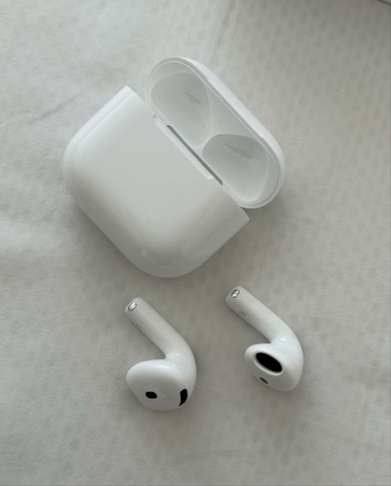 AirPods 4 with Noise Cancelling True Wireless Bluetooth64584545995393121
