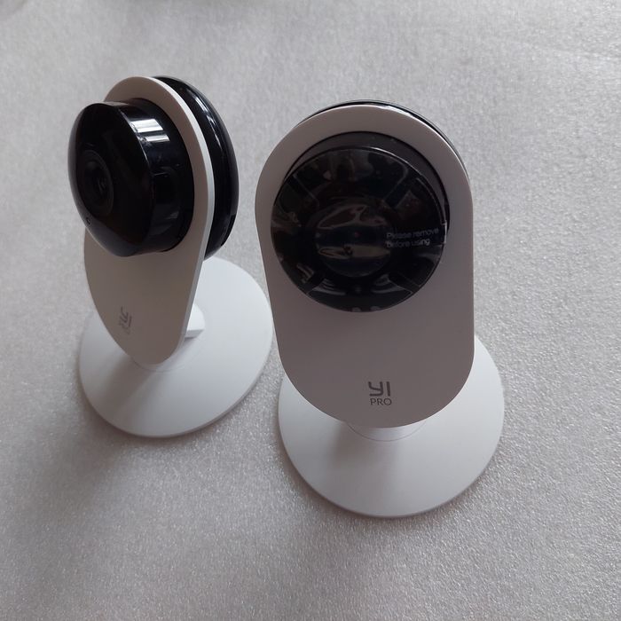 2X Kamera YI Home Pro 2K.