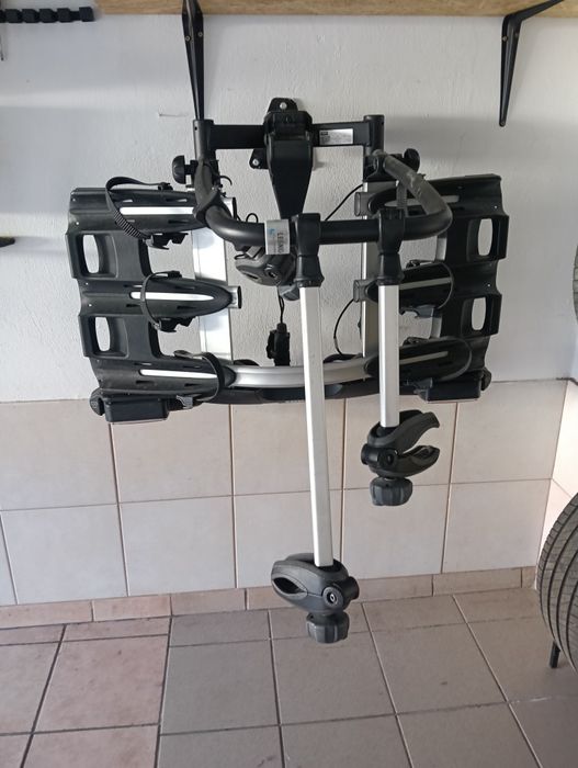 Thule VeloCompact 927.  Na 3 rowery.