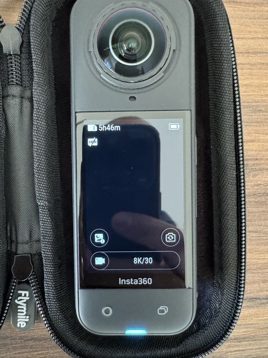 Kamera Insta360 X5 + akcesoria