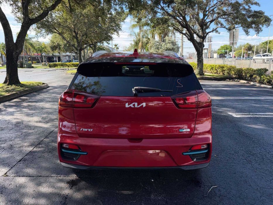 Kia Niro EV      2021