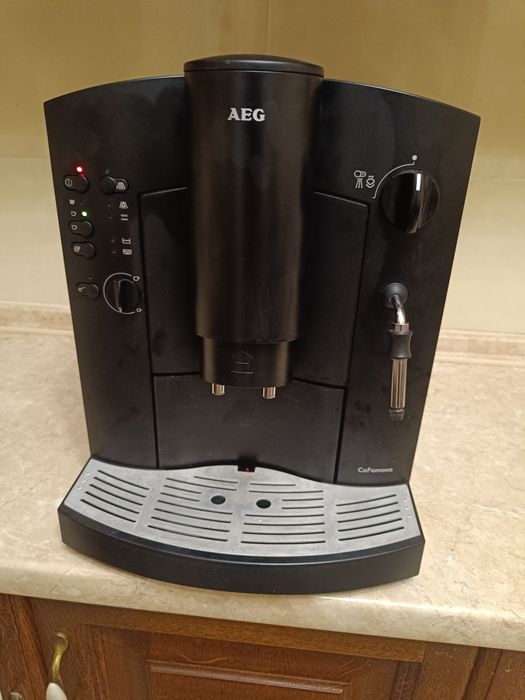 Кавомашина AEG обслужена