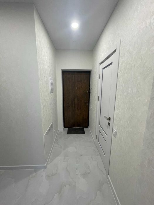 1-но кімнатна квартира з виглялом на річку. Під е-оселю можна!