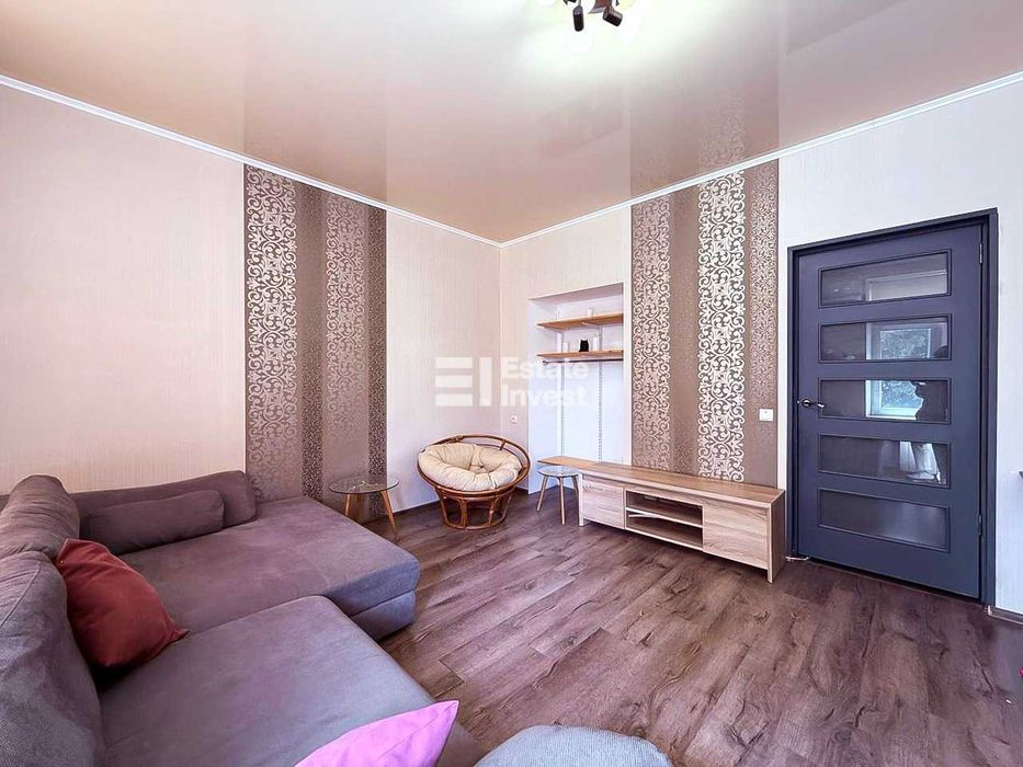 Продам 2 кімн. квартиру по вул. Металіста, 10