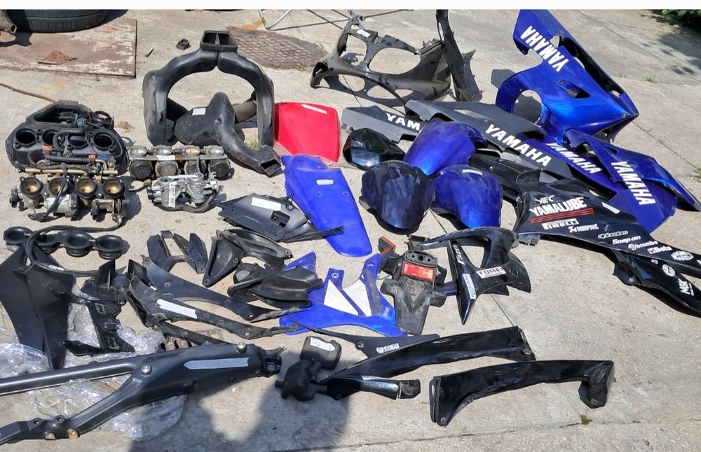 Паливний бак r6 .запчастини r6,mt09