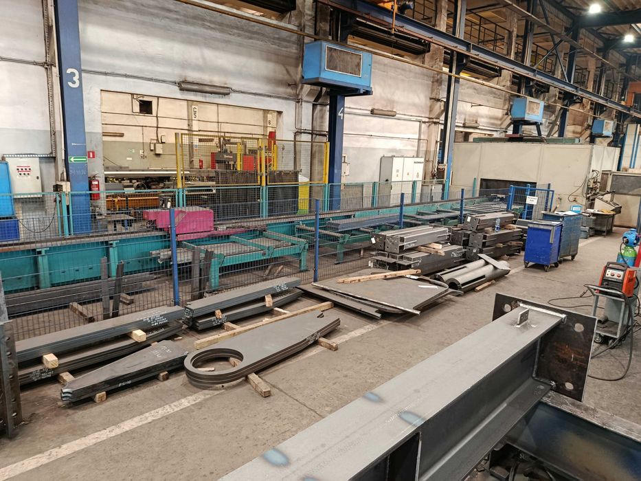 Robot wycinający z przegubowym ramieniem roboczym – Kaltenbach KC 1201