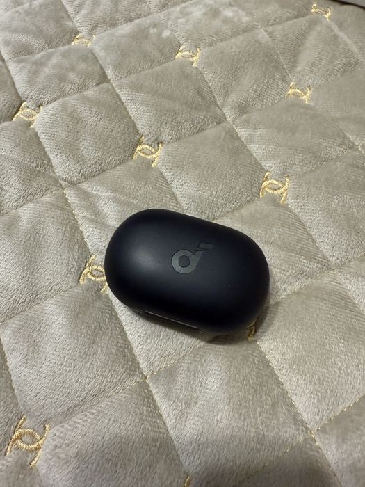 Кейс для навушників anker A40