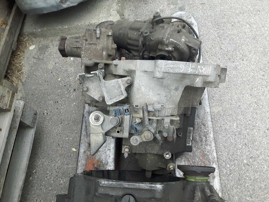 Honda HRV  1,6 03r.- Skrzynia biegów, dyfer tył