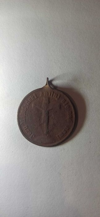 Kolekcja zabytkowych medalików religijnych XIX wiek