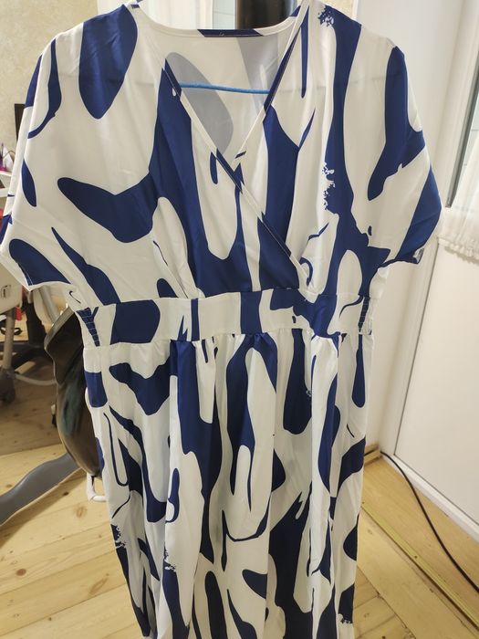 Легке літнє плаття