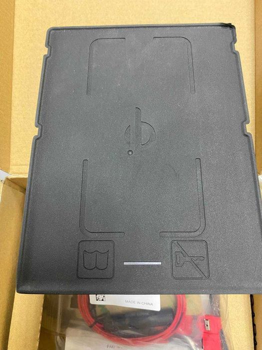 Мазда СХ30 3 2019 2021 беспроводное зарядное устройство в подлокотник