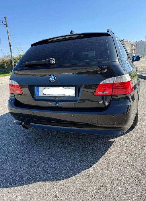 Impecável BMW 520d