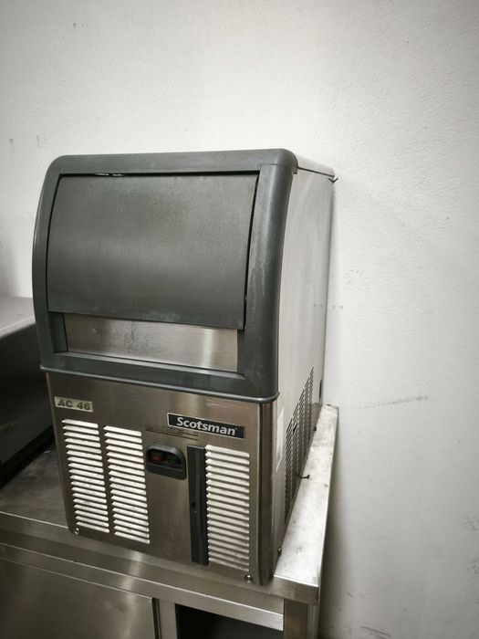 Máquina de gelo 25kg (com garantia)