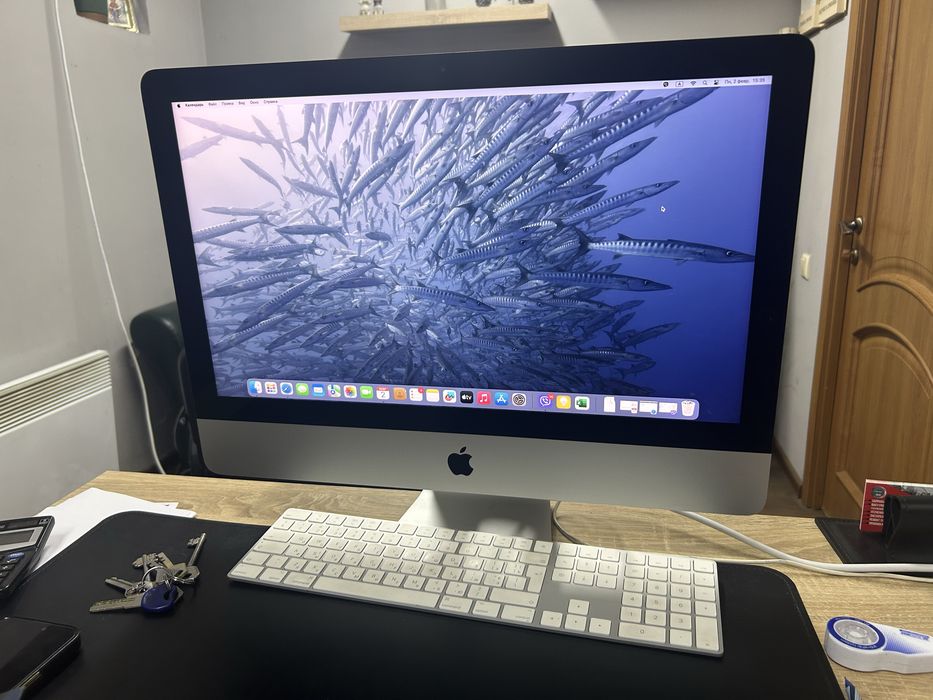 純正マウス・キーボードあり】iMac (21.5-inch, 2019） iMac（Retina 