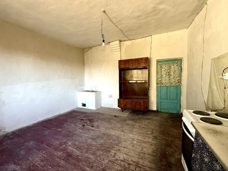 Будинок на березі р.Сухий Кагамлик с.Погреби