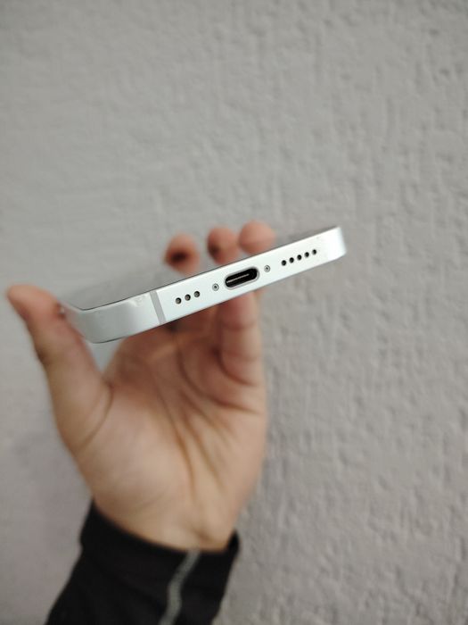 Apple Iphone White 16e 128Gb