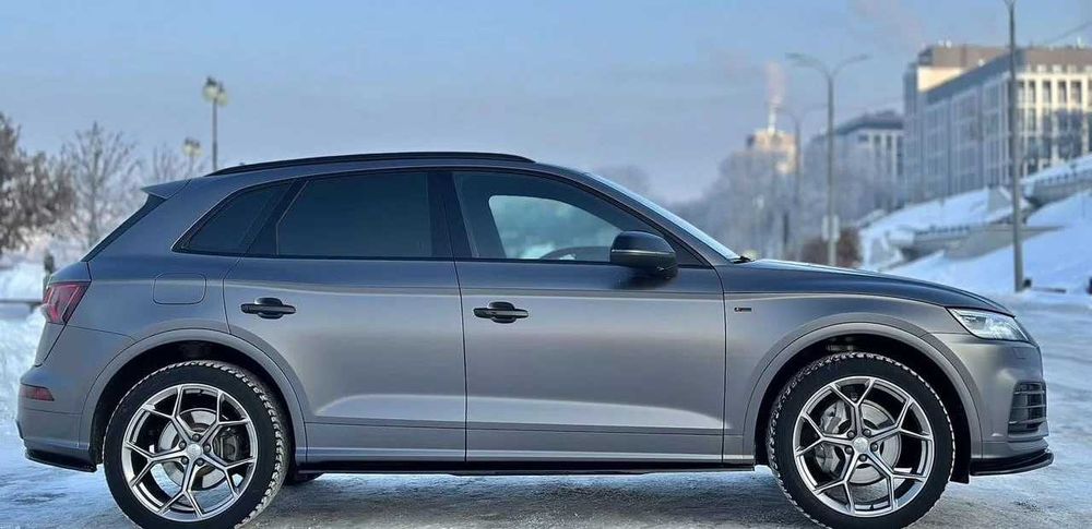 Audi Q5 2.0, 2019