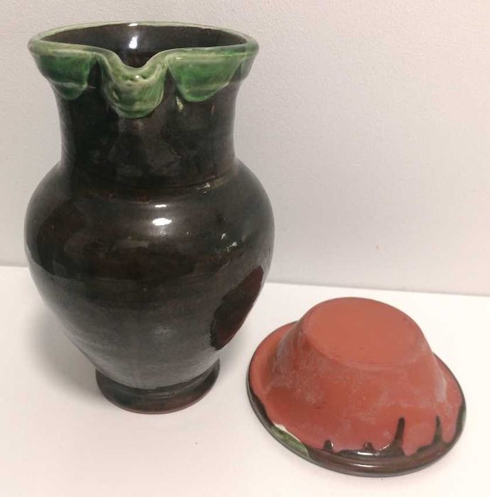 Conjunto jarro + tigela de barro vidrado