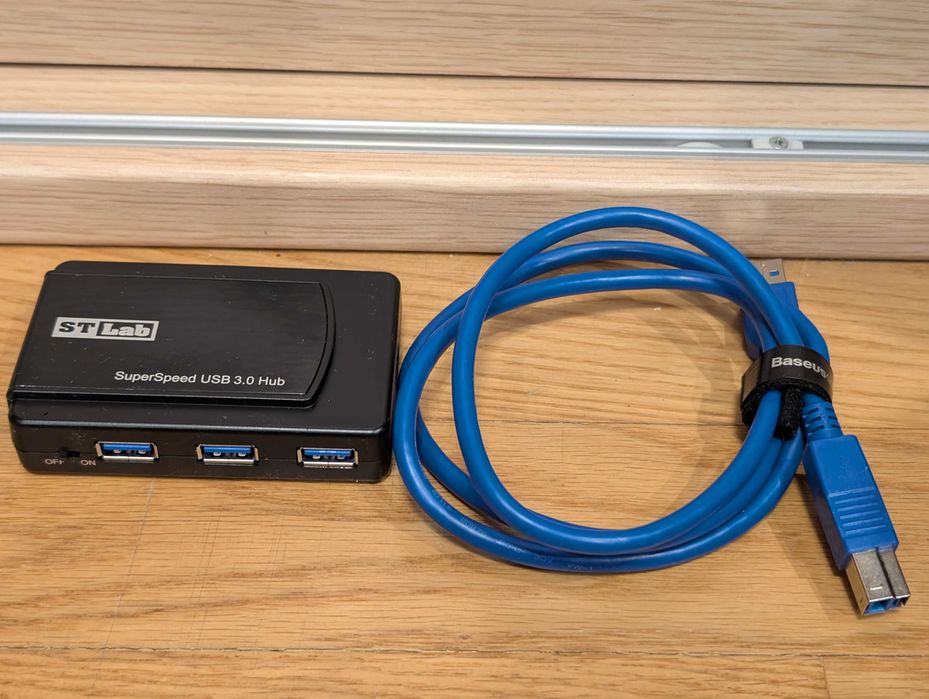 USB-хаб STLab USB 3.0 (U-770) / 3 порти USB 3.0 + 4 порти USB 2.0: 250 ...
