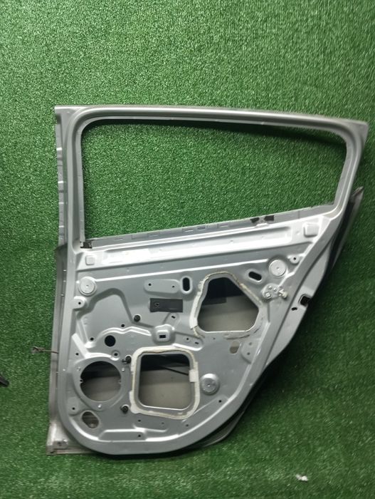 Двери Megane 3 L/R