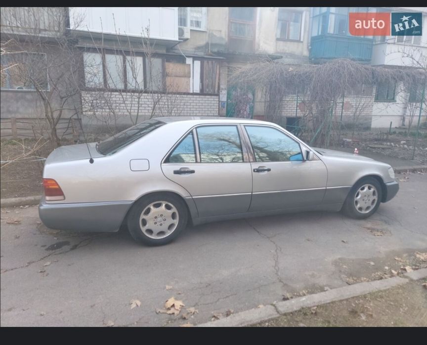Продам автомобіль w140