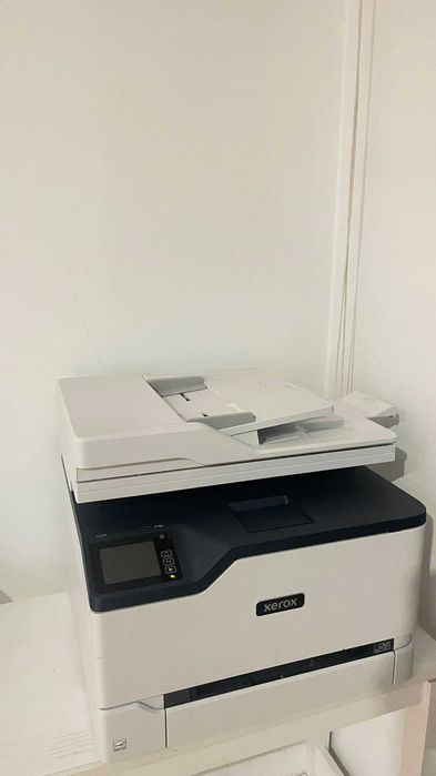 Impressora multifunções Xerox C235
