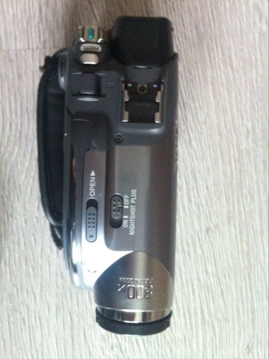 Відеокамера Sony DCR DVD 305 E, видео камера, сумка для відео камери