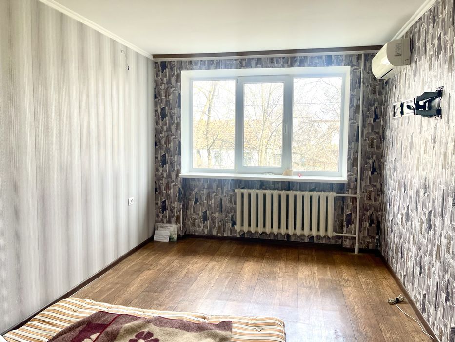 Продаж 2 кімнатноі квартири в Соляних