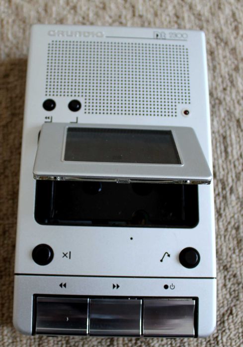 Плеер диктофон Grundig dt 2300 Olumpys vn-5500  Sanyo Talk Book