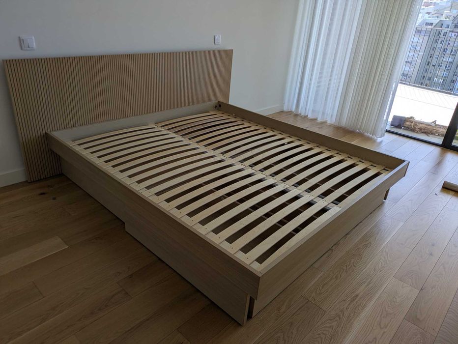 Cama 180x200 Westwing Sato com cabeceira e gavetas – Como nova