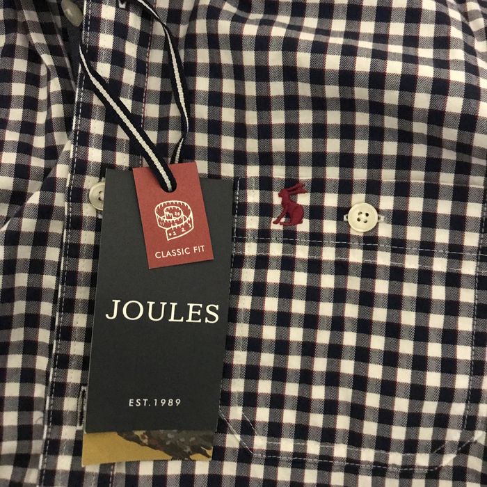 Стильна чоловіча сорочка