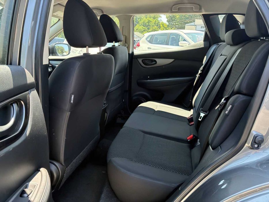Nissan Rogue Sport SL      2022