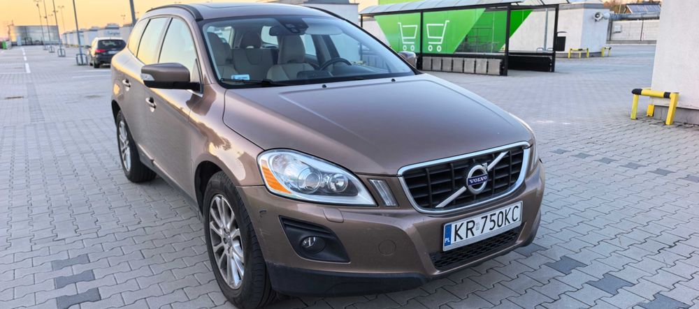 VOLVO XC60 2009 AUTOMAT 4X4 2,4 D5 205KM