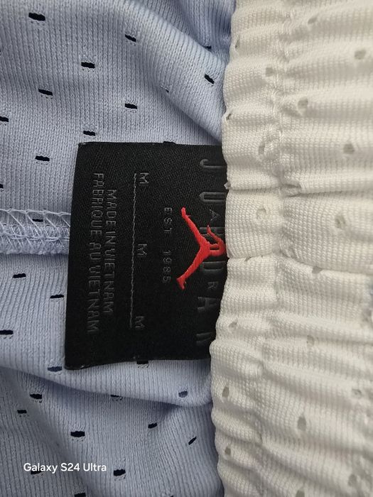 Vendo calções jordan originais várias cores Tamanho M