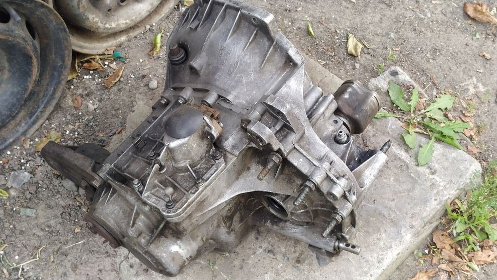 КПП Коробка передач Форд Ескорт 1.8 Ford Escort 1.8TD