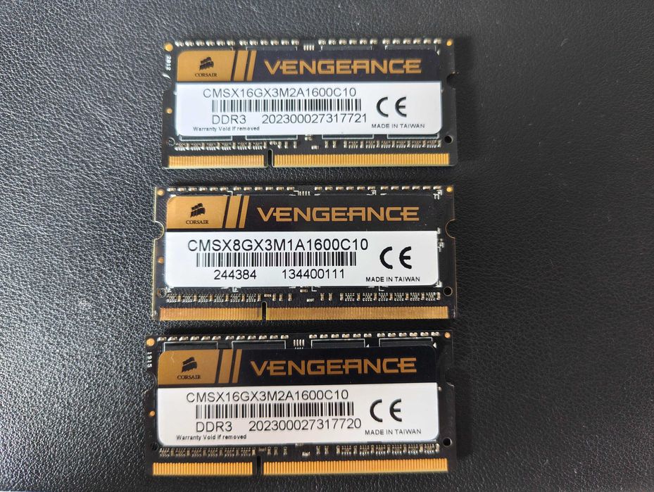 +Pamięć RAM Corsair Vengeance SODIMM DDR3 16GB oraz 8gb 1600MHz CL10