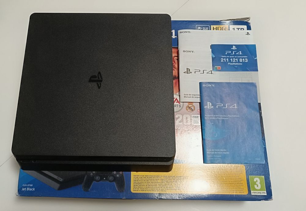 PlayStation 4 1TB
