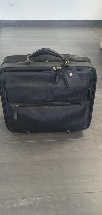 Mala de viagem em pele