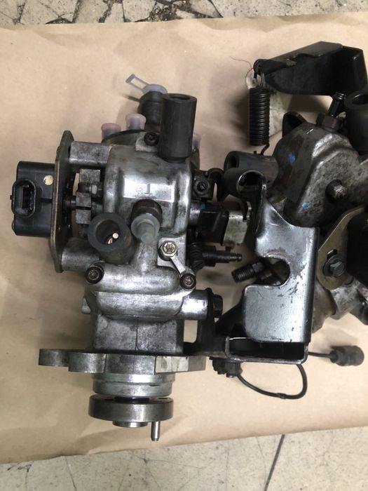 палевний насос високого тиску.ПНВТ-ТНВД