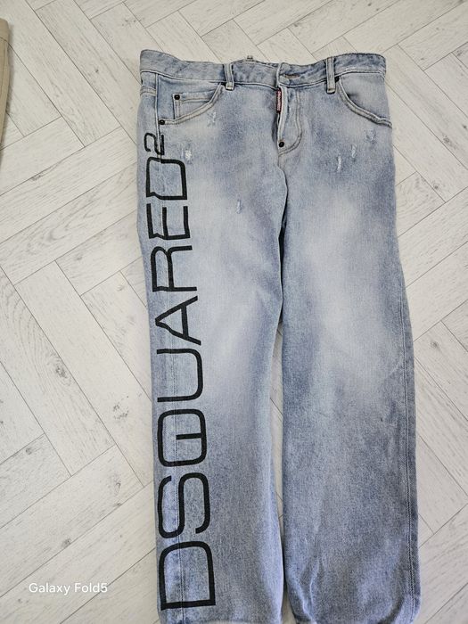 DSQUARED2.джинсы.размер 40 .
