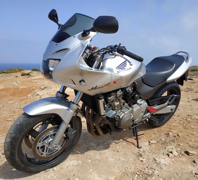 Vendo Honda Hornet 600 F - Como Nova, 12.000 Km reais (pode comprovar)