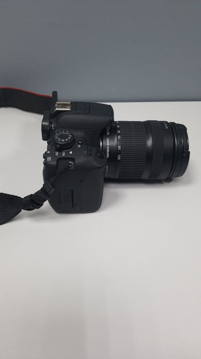 Фотоапарат Canon EOS  700D 18-55MM