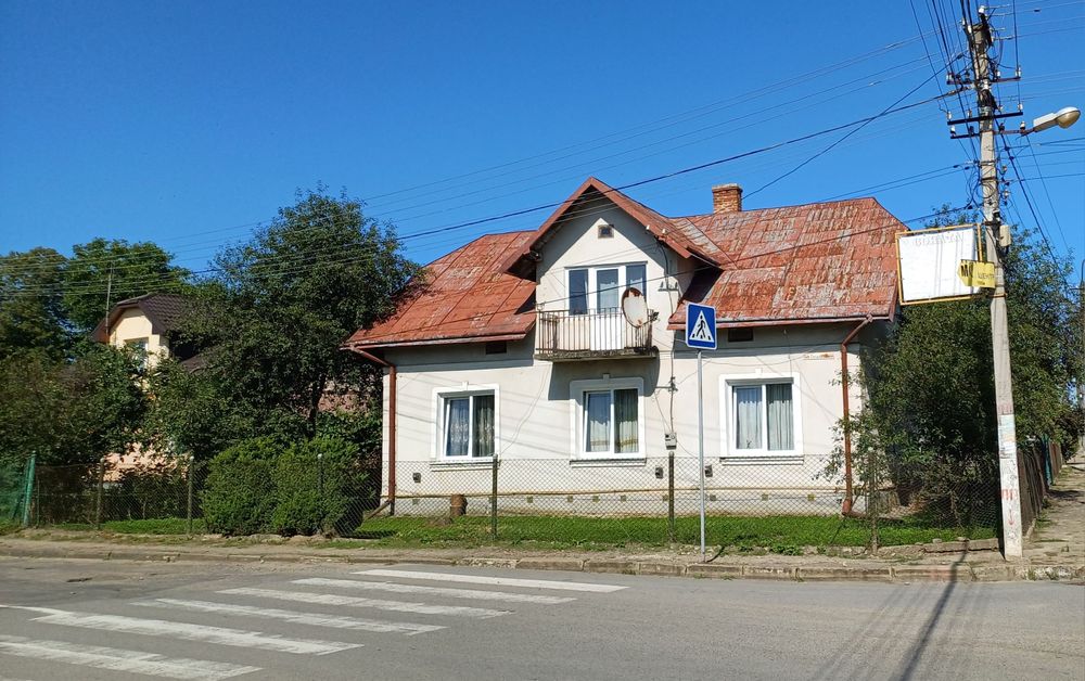 Продам житловий будинок  м.Самбір