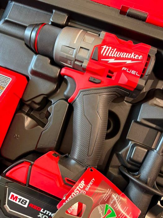Milwaukee 2903-22 M18 FUEL Wiertarko-Wkrętarka 158 Nm 2x 5Ah