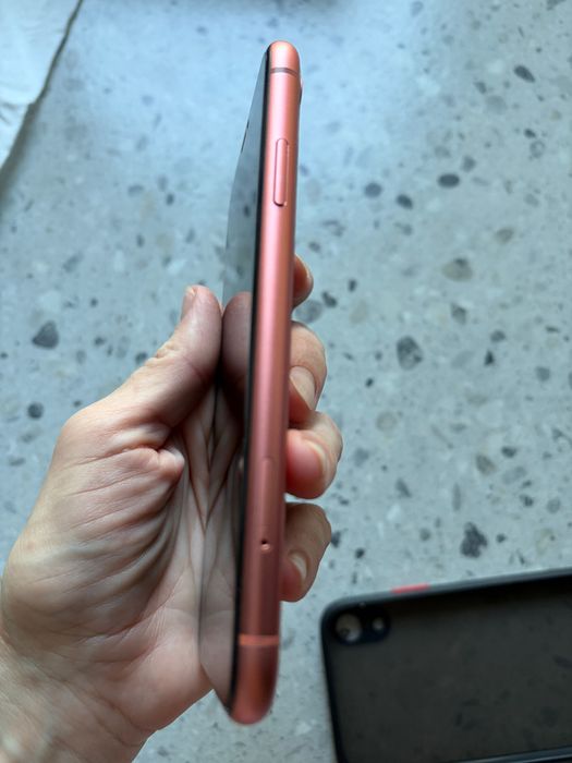 iPhone Xr в прекрасному стані