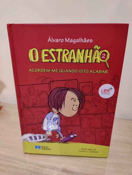 2 livros: O estranhão