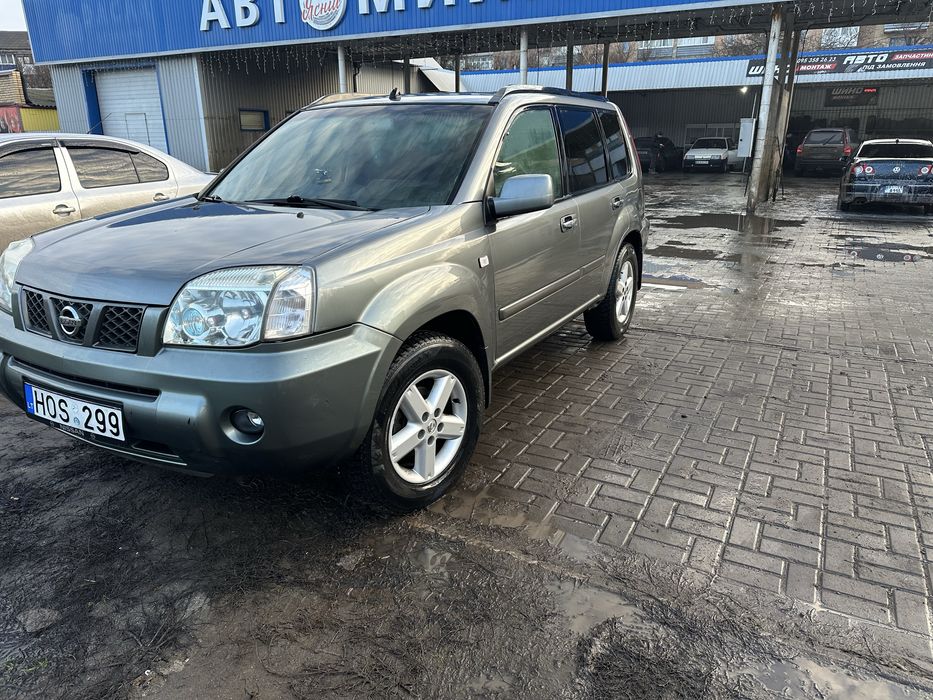 Продам автомобіль в нормальному технічному стані як по ходовій так і по мотору. Їде чудово, мотор працює добре не димить не коптить, працює рівно. Авто в нормальному стані по ходовій збитий не гримить, по кузову теж в нормальному стані, є сліди експлуатації, але дирок в днищі не має. Авто варте уваги. За додатковою інформацією телефонуйте все розкажу покажу +38********94