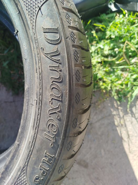 Продам комплект різношироких шин R17